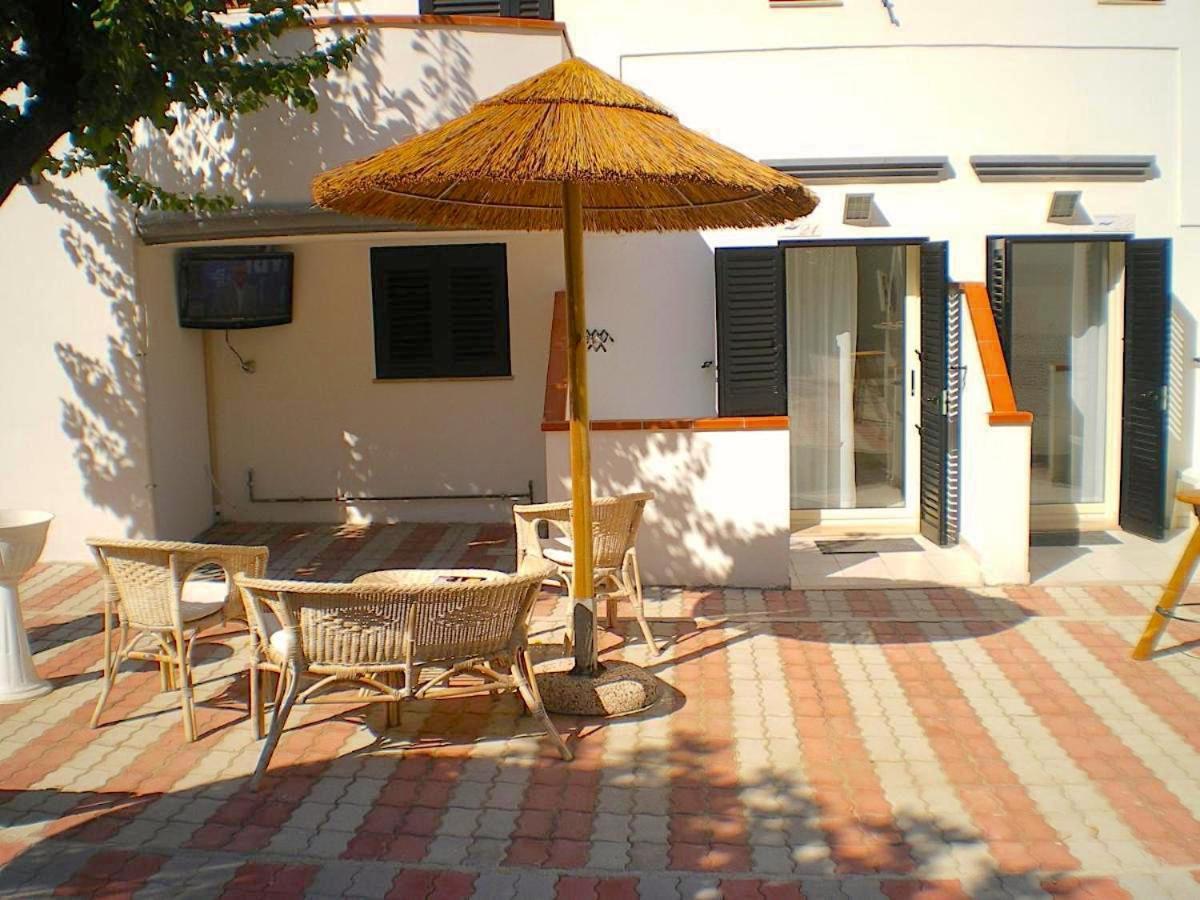 B&B Ala Marina Peschici Bagian luar foto