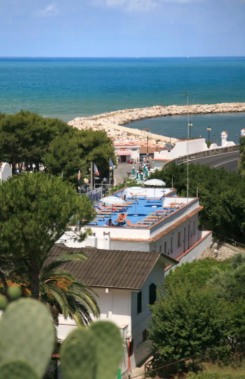 B&B Ala Marina Peschici Bagian luar foto
